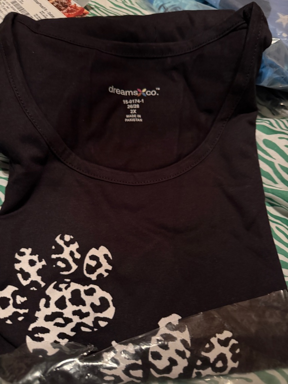 Dreams and co  Black Pajama Top 2x with White Leopard Print top only cotton nwt